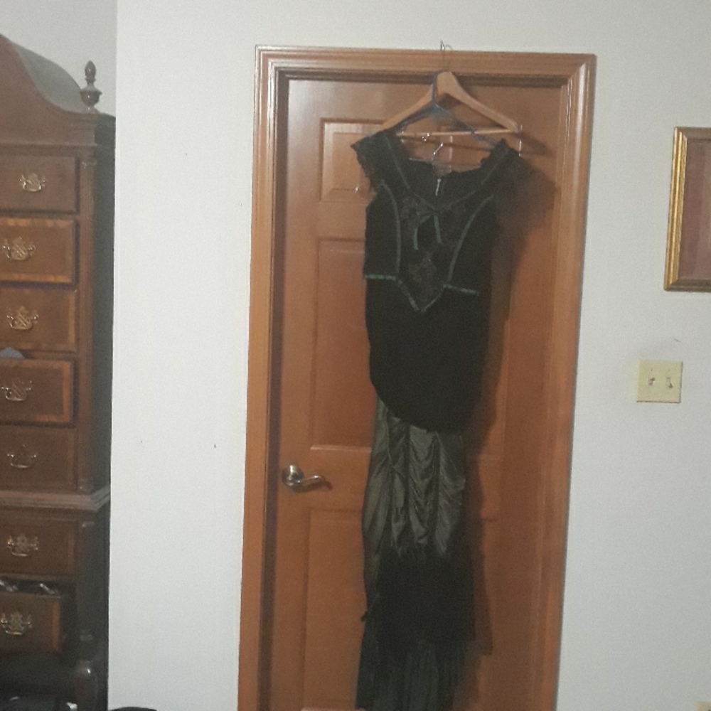 Vintage Victorian. Costume